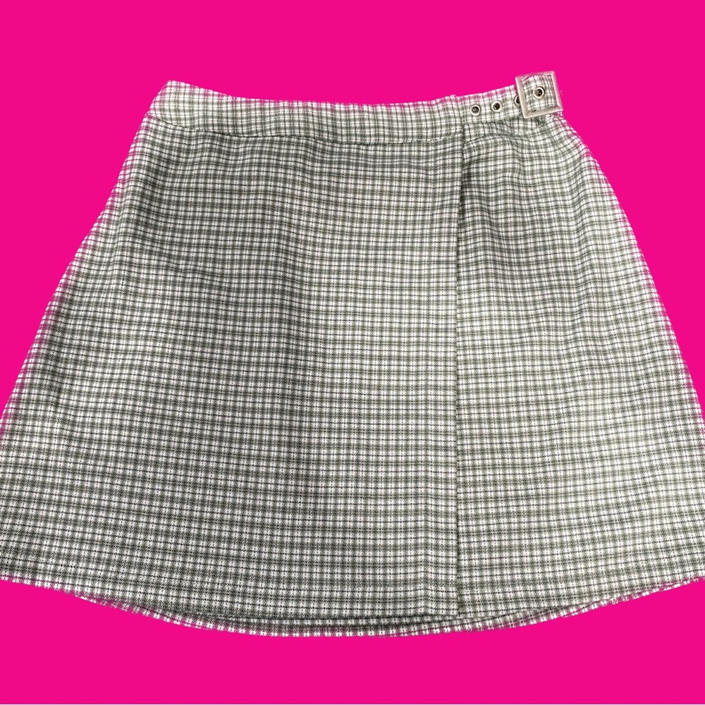 plaid mini skirt